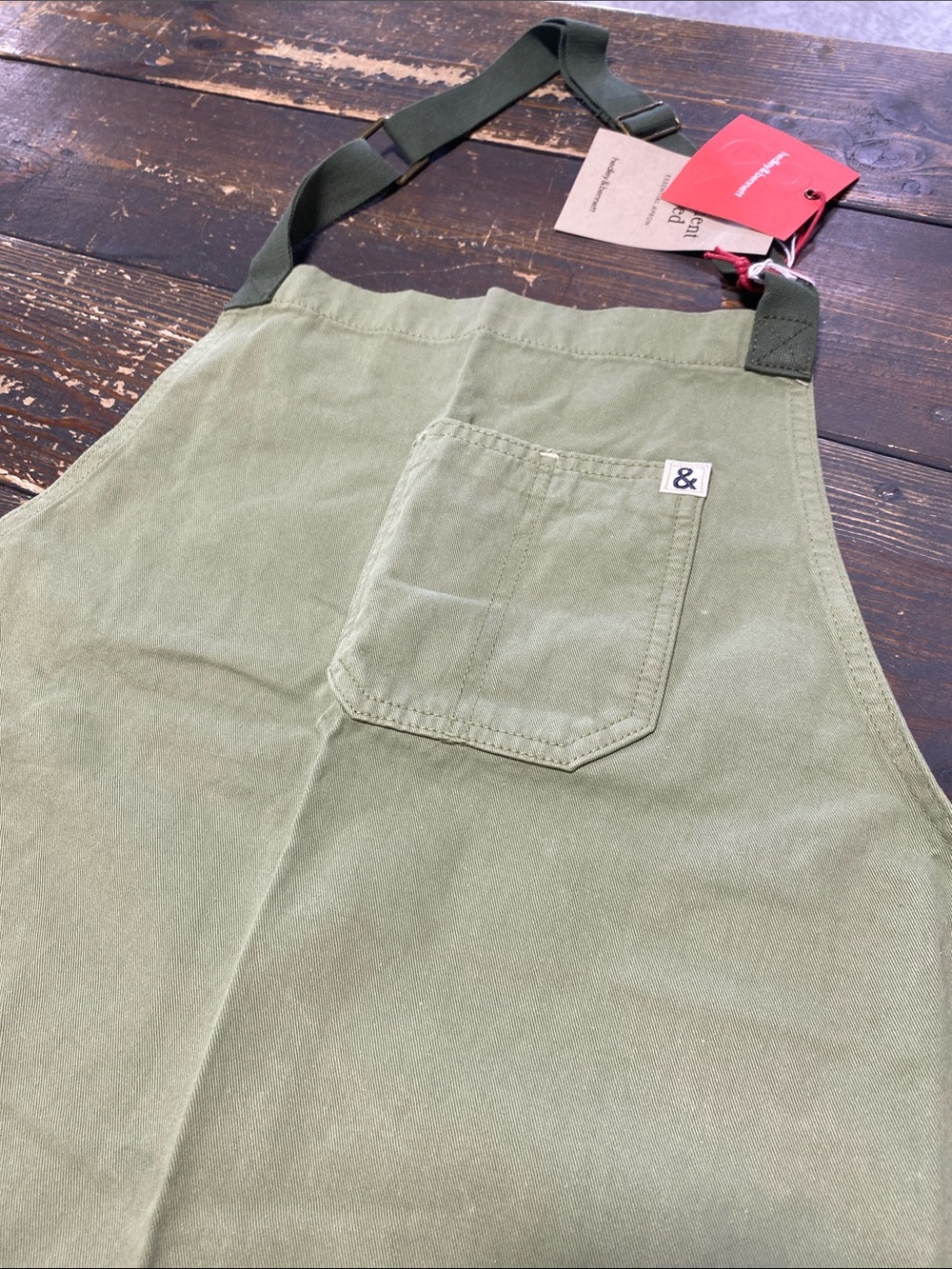 Essential Apron -OS - Picture 4 of 10